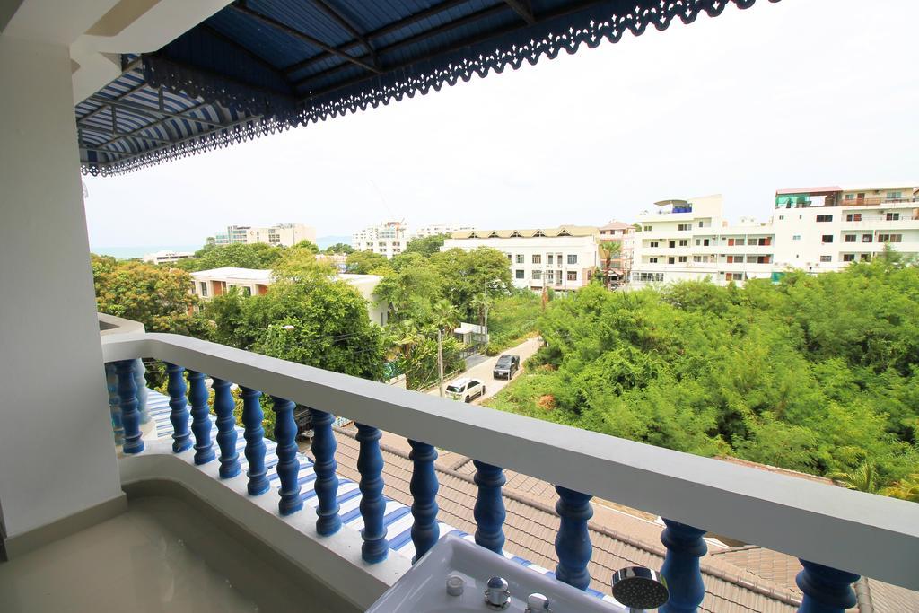 شقة Ruamchok Ocean View باتايا الغرفة الصورة